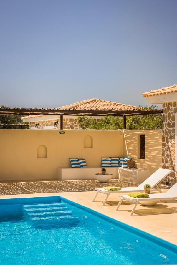 Akrolithos Villas Kouvalata エクステリア 写真